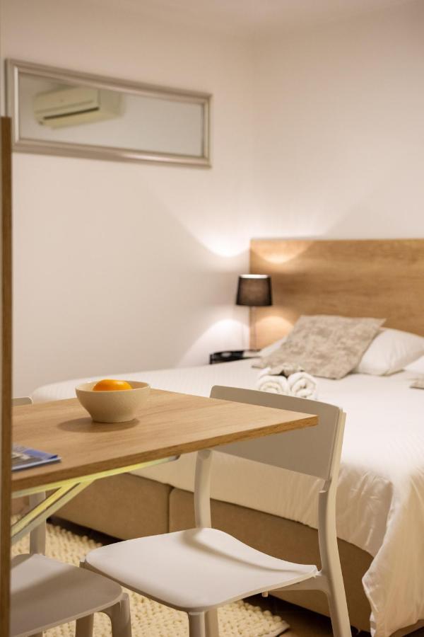 Apartments & Rooms Buble Trogir Exteriör bild